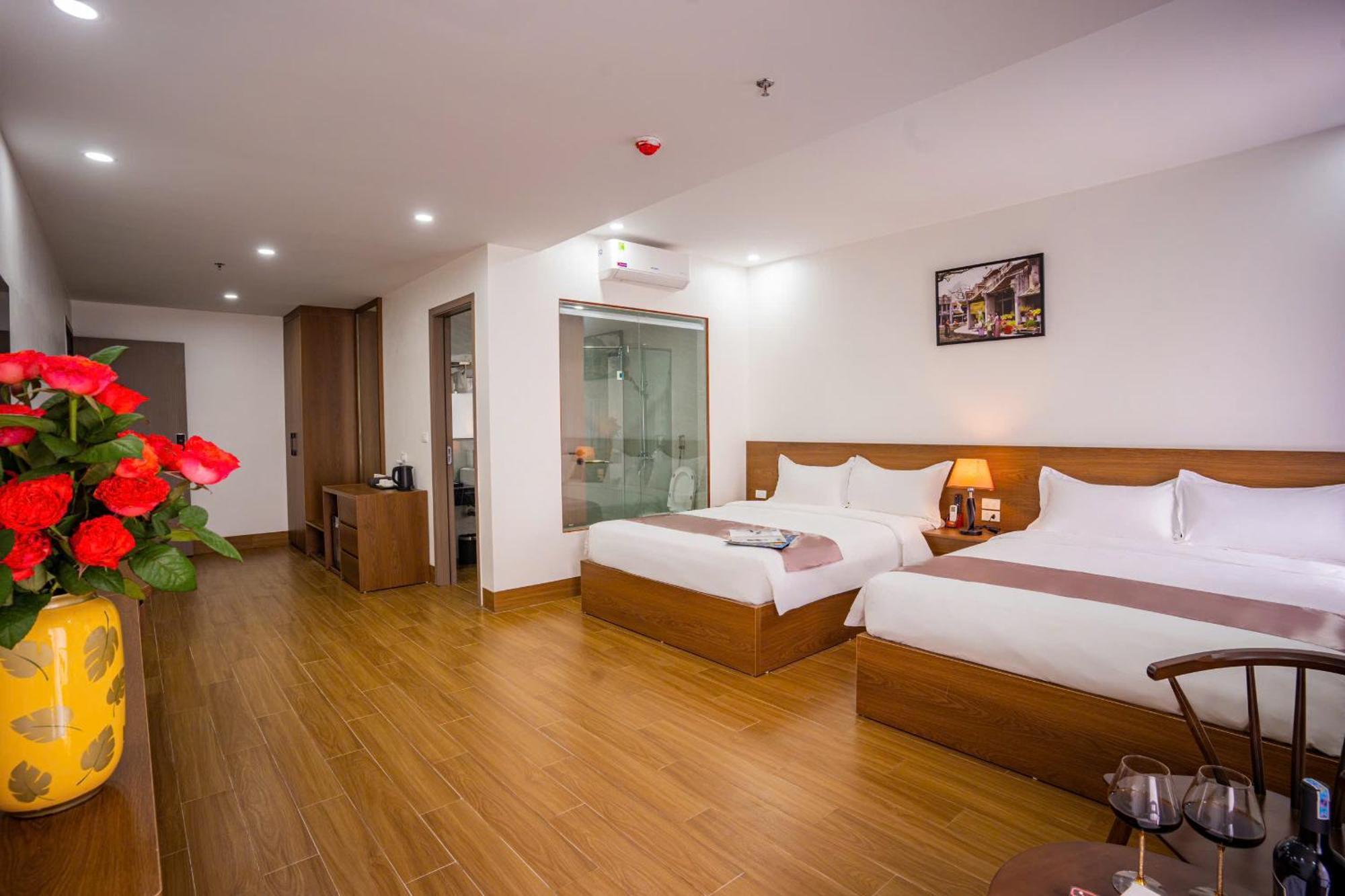 Kl Hotel Marina Square Ha Long Buitenkant foto