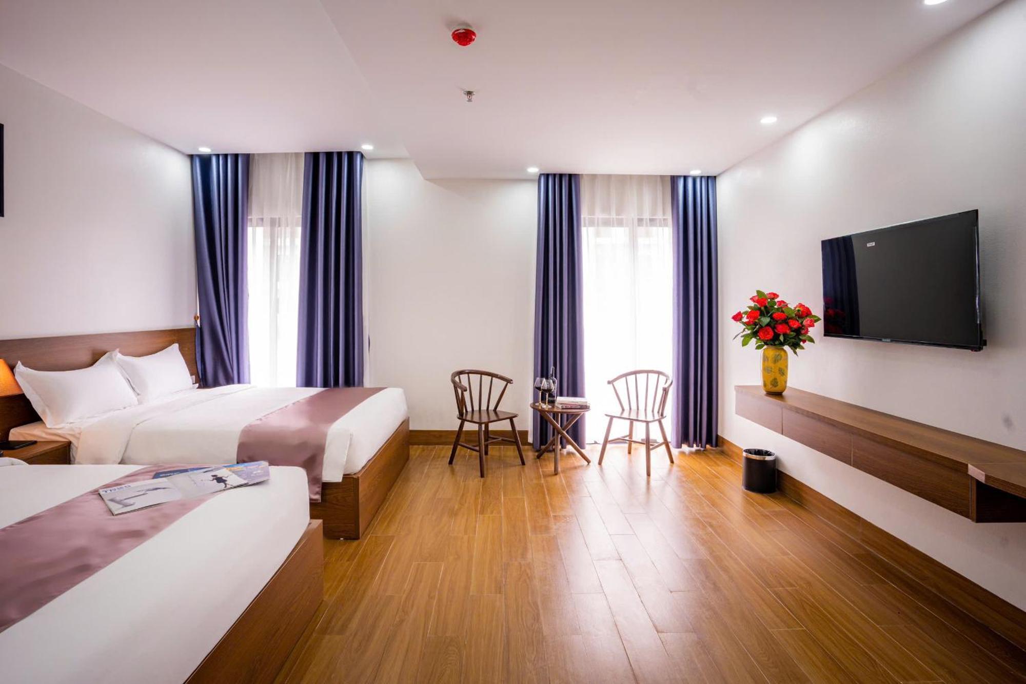 Kl Hotel Marina Square Ha Long Buitenkant foto